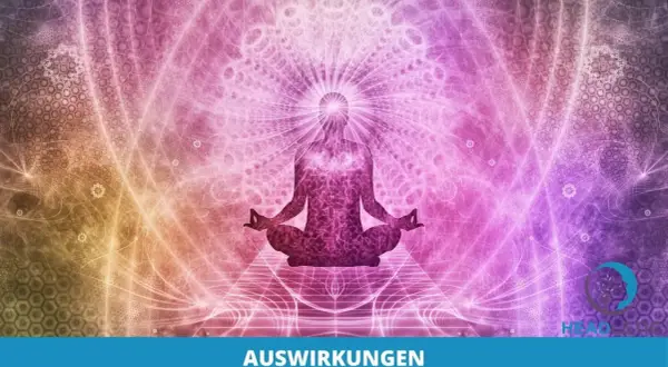 Eine Person in Meditationshaltung vor einem leuchtenden Mandala. Verschiedene Meditation arten können zu solch innerer Klarheit führen.